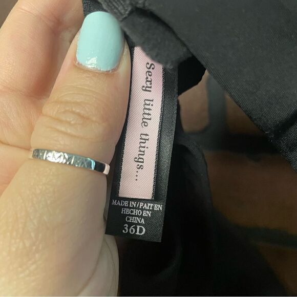 Victorias Secret Black with Cheetah Bra Size 36D - Picture 4 of 4